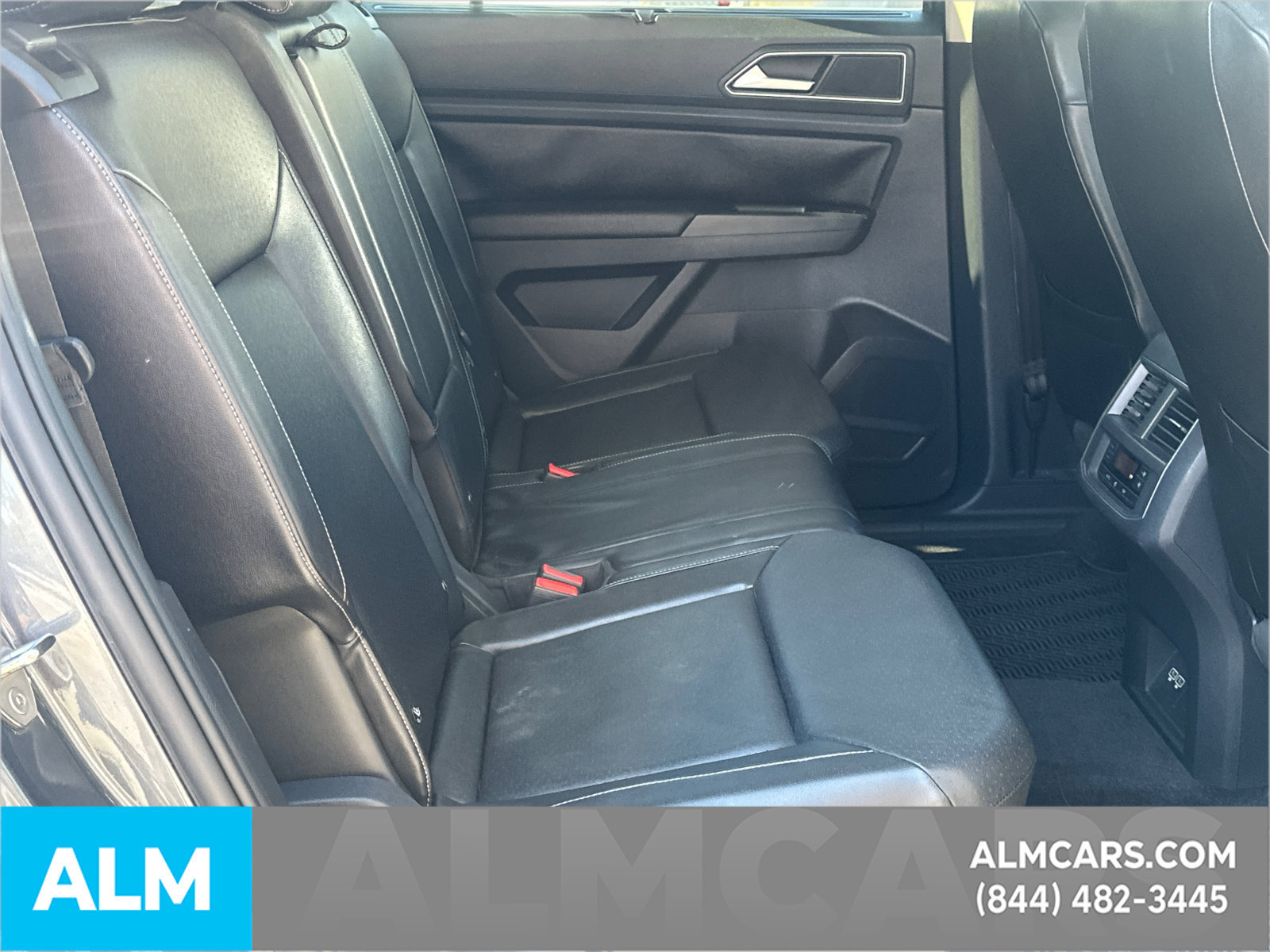 Used 2018 Volkswagen Atlas SEL FWD image 16
