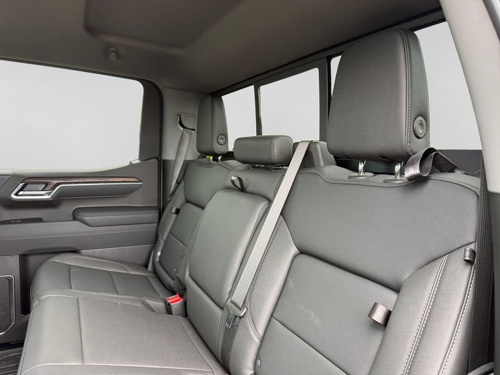 Used 2026 GMC Sierra 1500 SLT w/ SLT Premium Plus Package AWD/4WD image 38