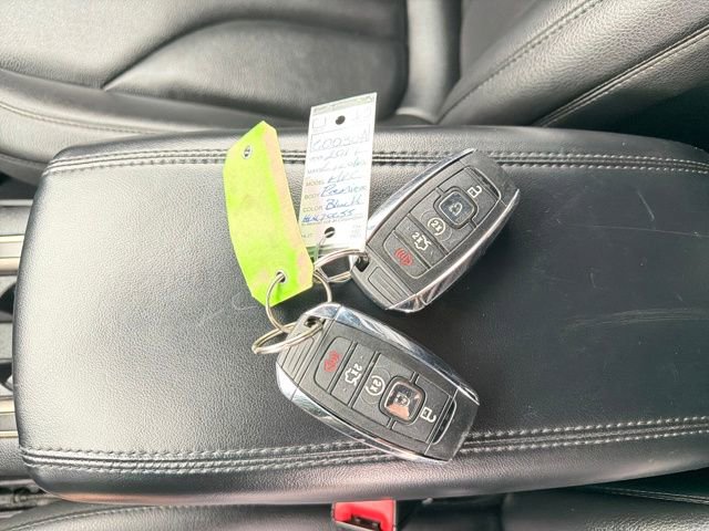 Used 2017 Lincoln MKC Premiere image 29