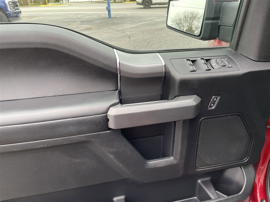 Used 2016 Ford F150 XLT w/ Equipment Group 302A Luxury AWD/4WD image 22