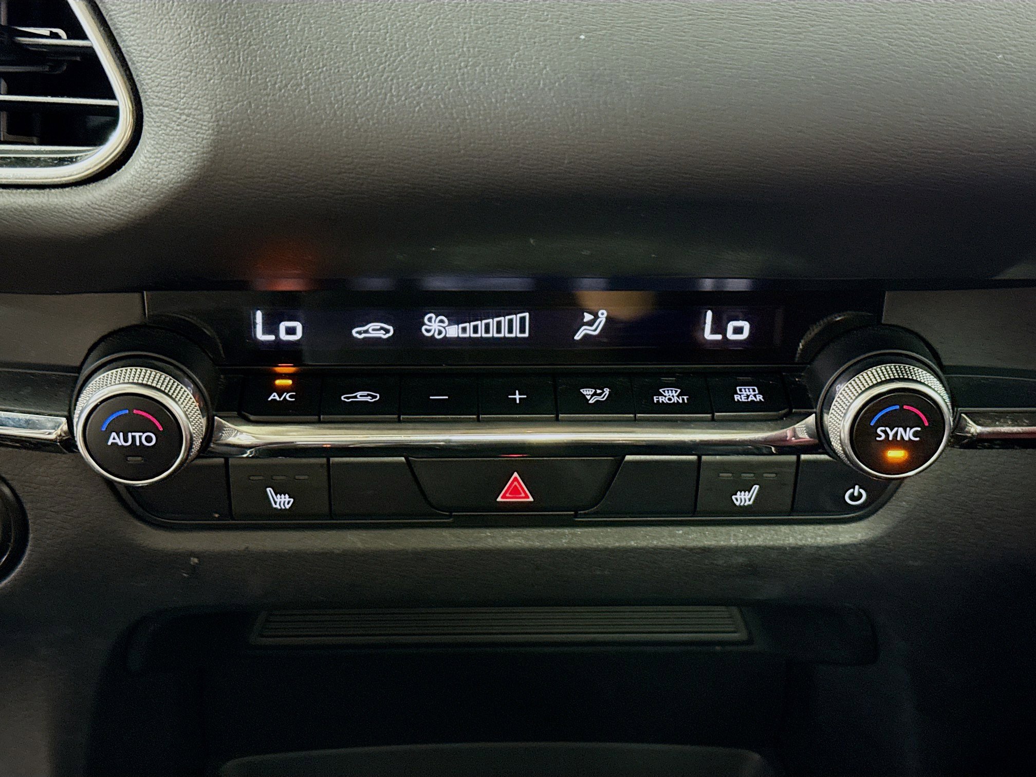 Used 2024 MAZDA CX-30 AWD 2.5 S w/ Preferred Package image 17