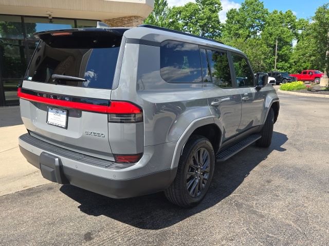 Used 2024 Lexus GX 550 w/ Cold Area Package AWD/4WD image 3