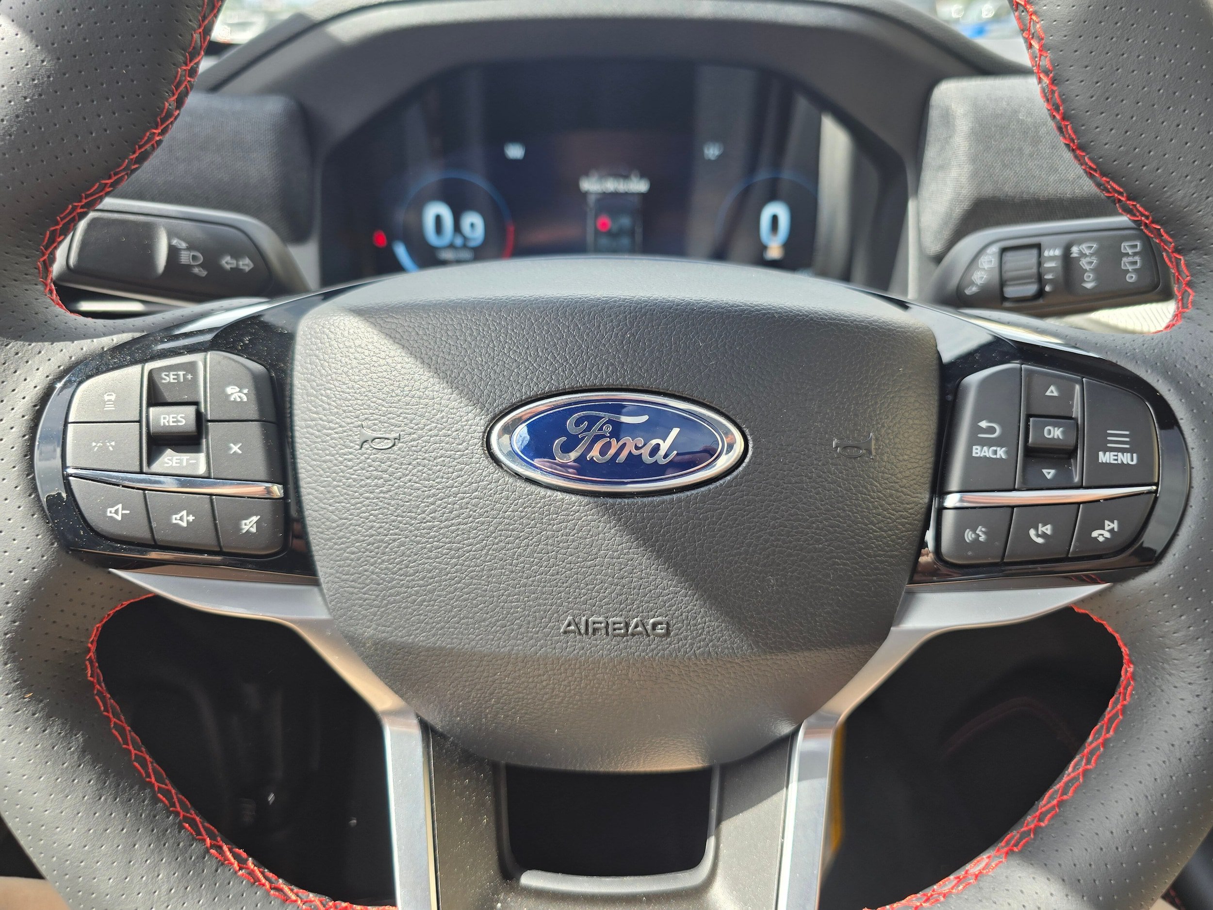 New 2026 Ford Explorer ST-Line AWD/4WD image 19