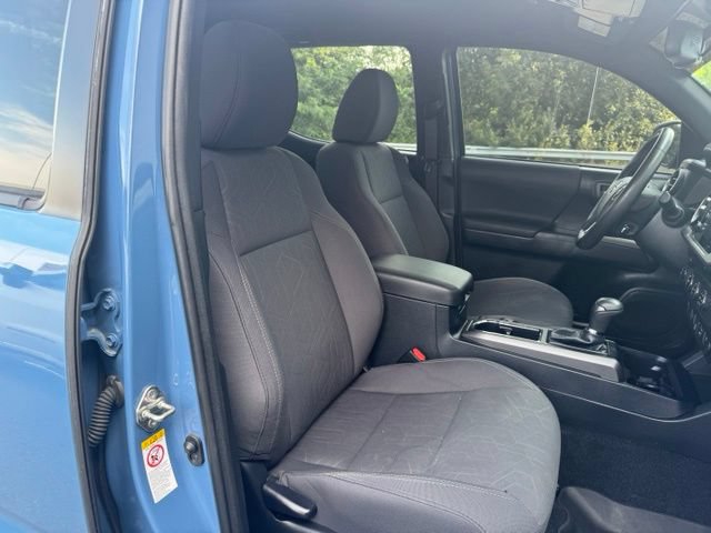 Used 2019 Toyota Tacoma TRD Sport AWD/4WD image 23