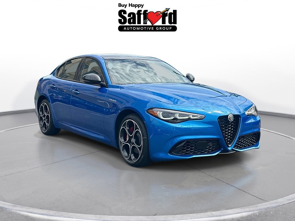 New 2026 Alfa Romeo Giulia AWD image 10