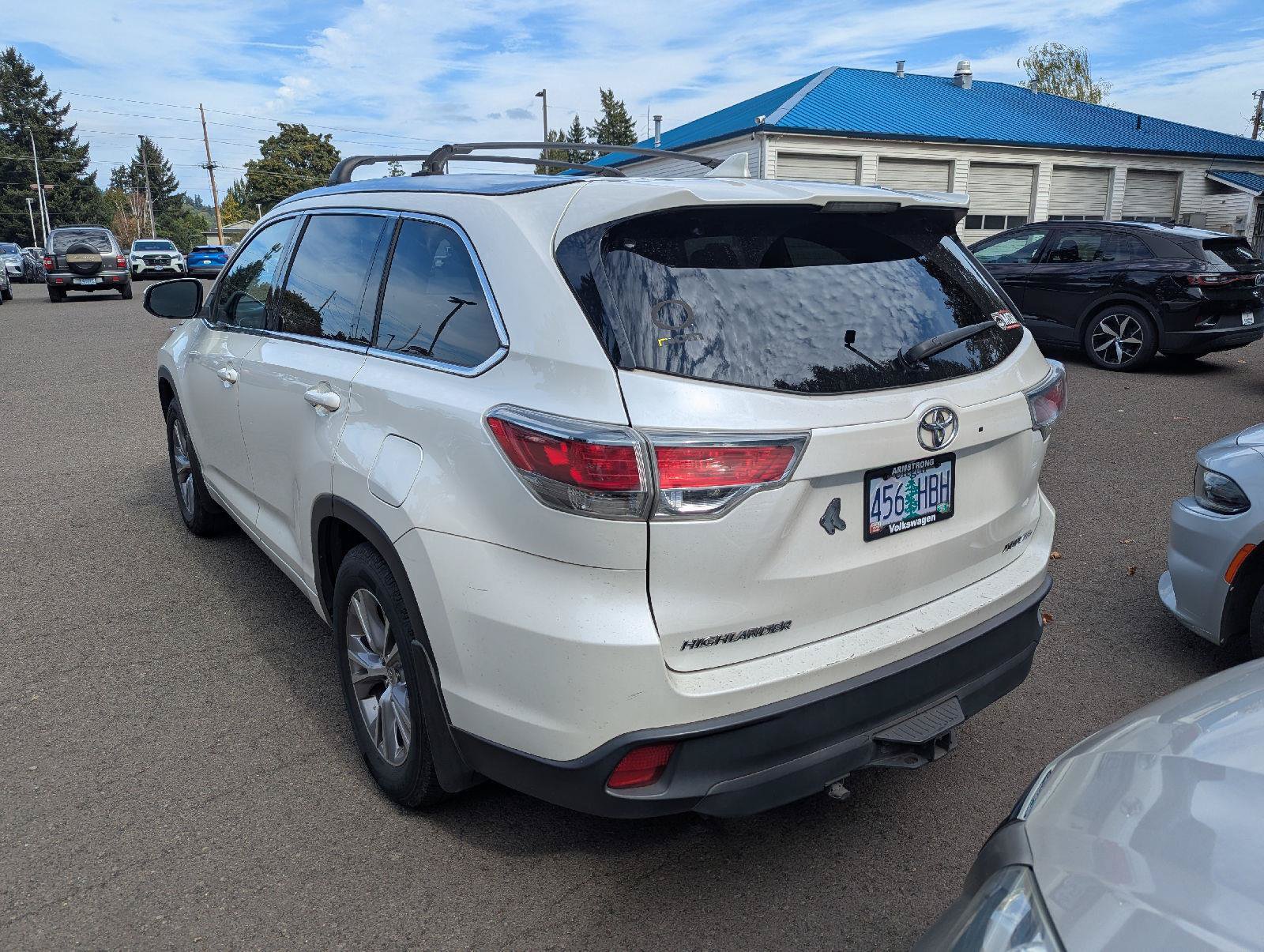 Used 2015 Toyota Highlander XLE AWD/4WD image 4