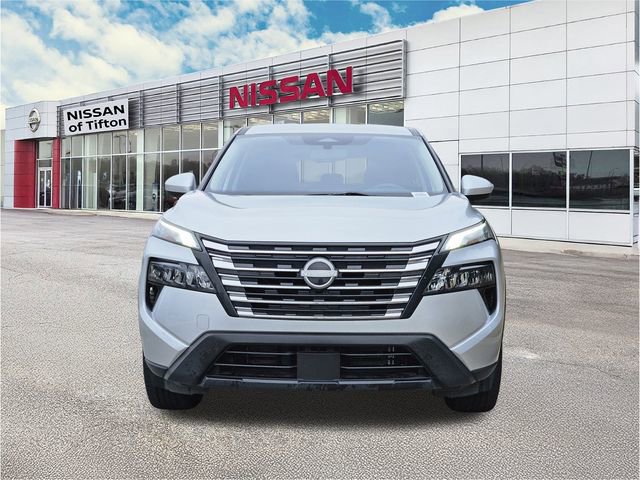 Certified 2024 Nissan Rogue SV FWD image 2
