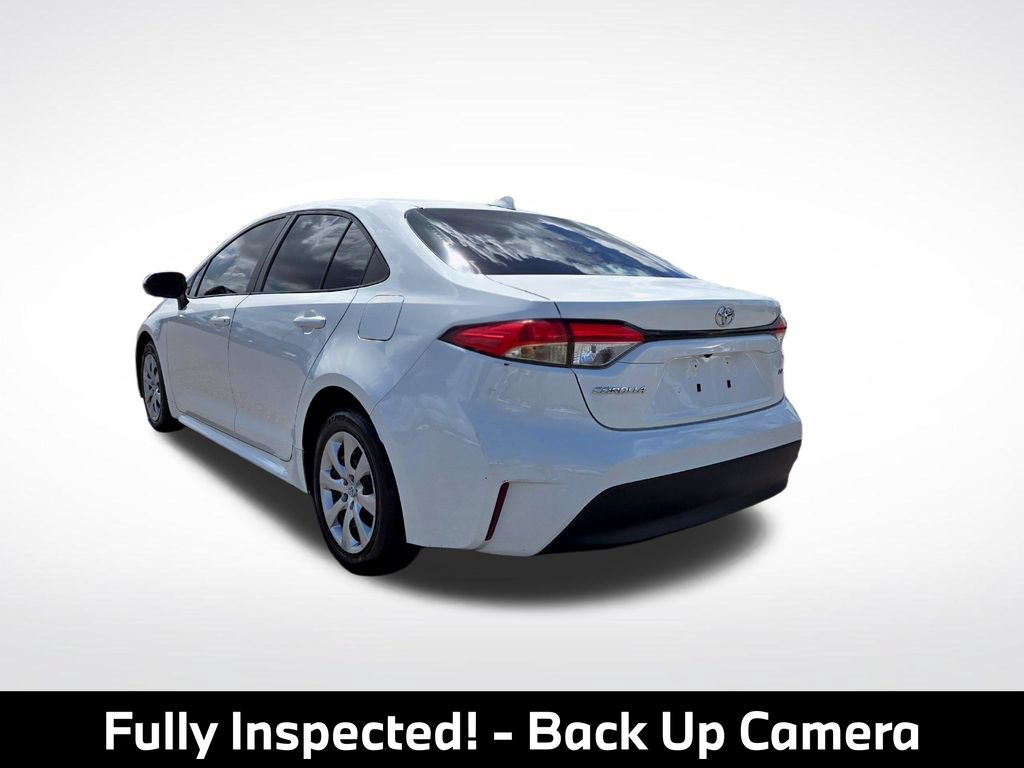 Used 2023 Toyota Corolla LE FWD image 5