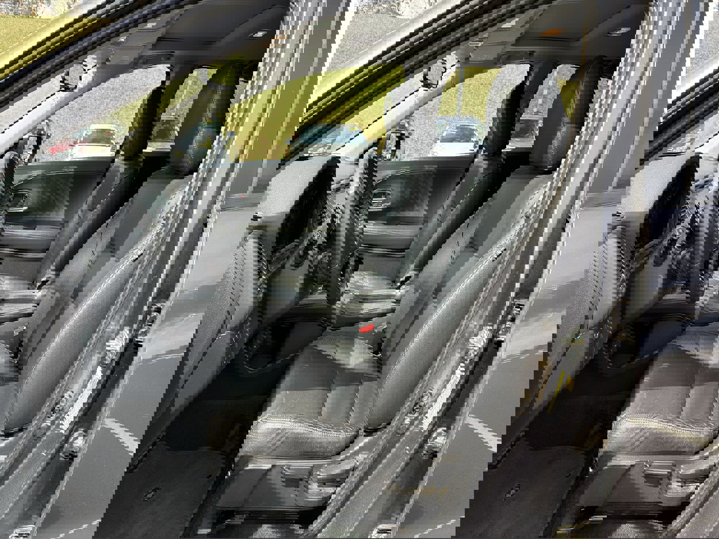 Used 2018 Honda HR-V EX-L image 27