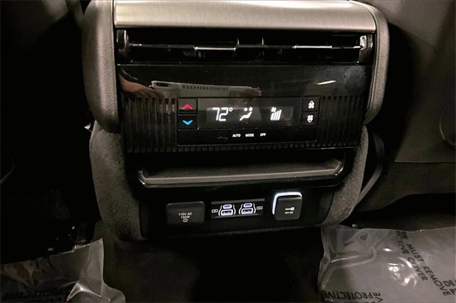 Used 2024 Jeep Wagoneer Series II image 30