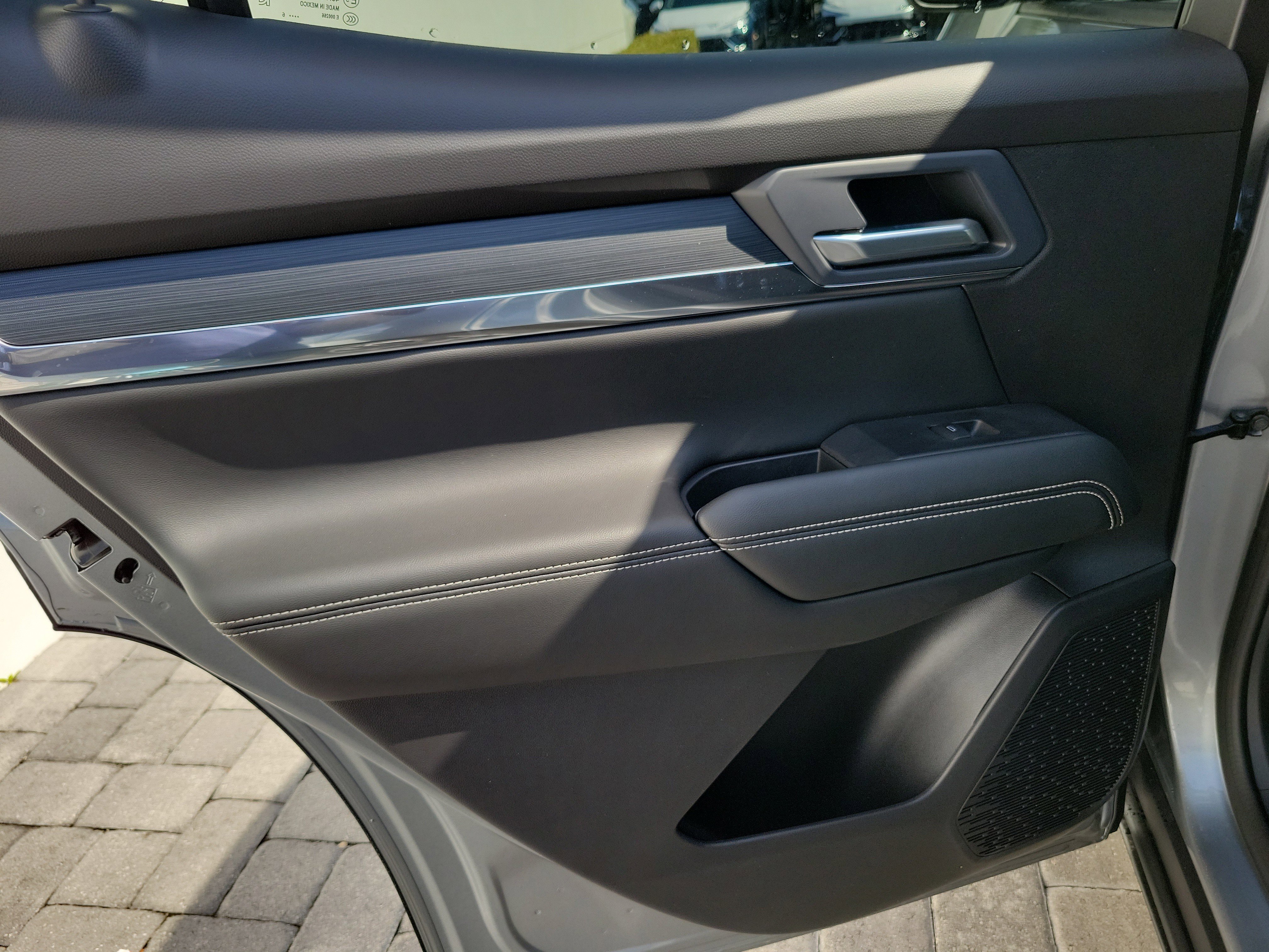 New 2026 GMC Terrain Elevation w/ Elevation Premium Package FWD image 12
