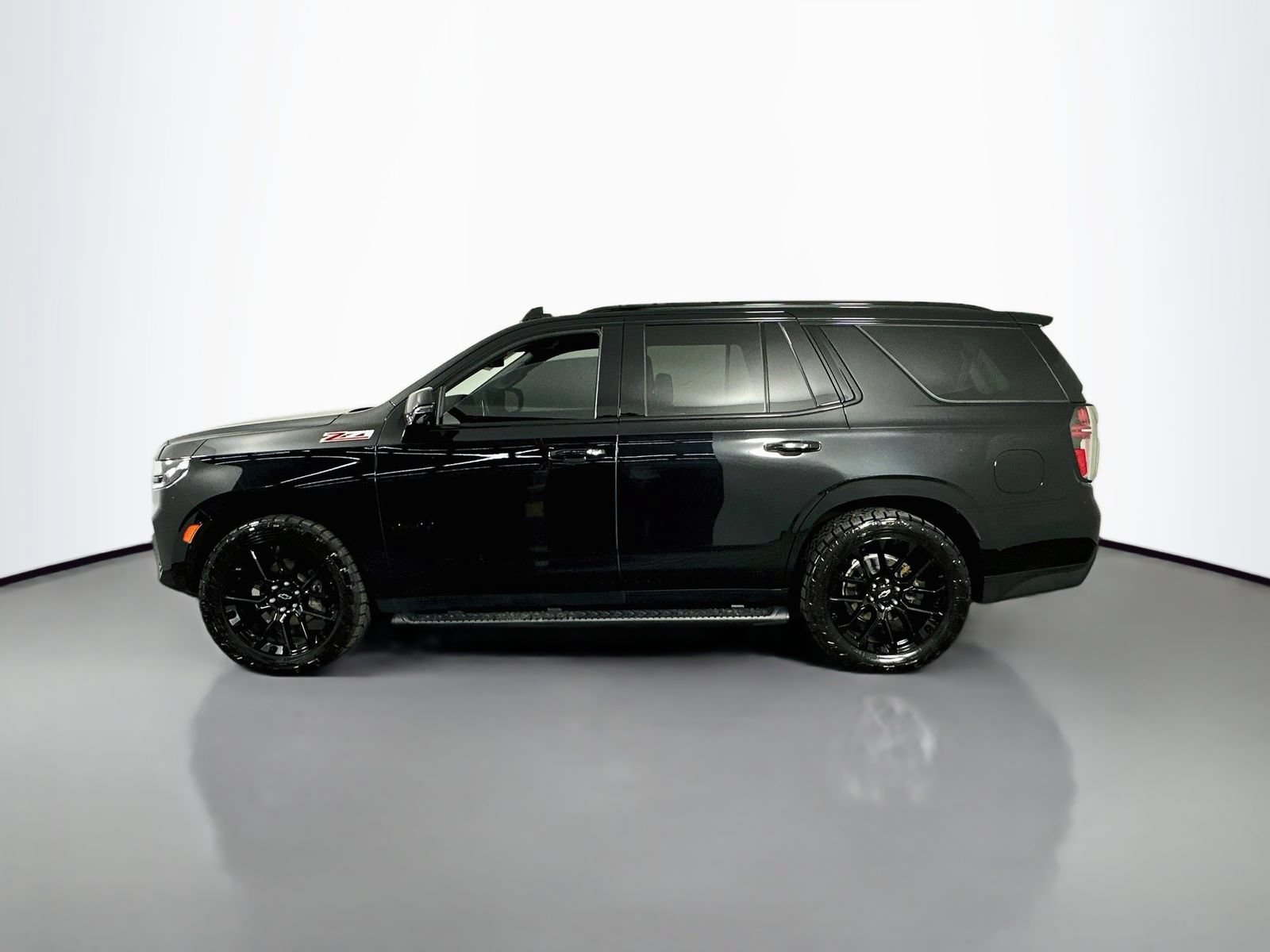 Used 2023 Chevrolet Tahoe Z71 w/ Off-Road Capability Package AWD/4WD image 5