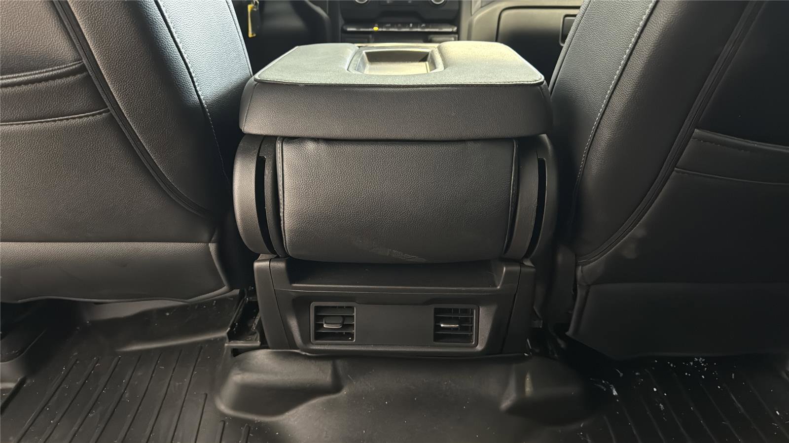 Used 2021 Chevrolet Silverado 1500 Custom w/ Safety Confidence Package AWD/4WD image 23