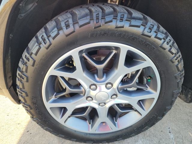 Used 2021 Jeep Grand Cherokee Overland image 12