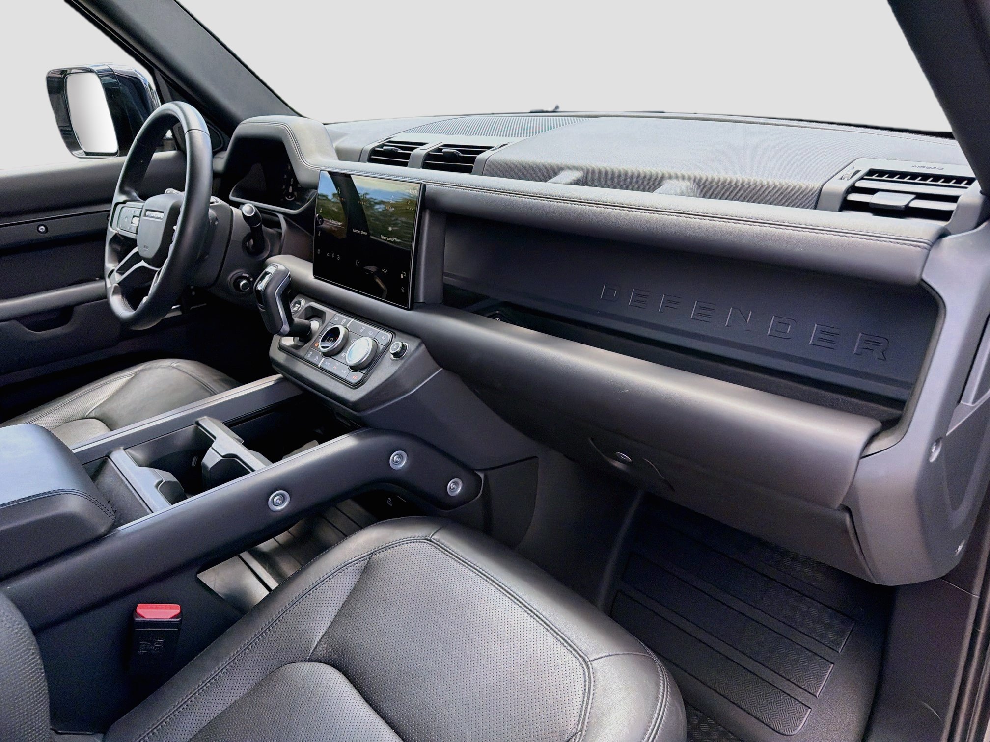Used 2025 Land Rover Defender 110 S AWD/4WD image 12