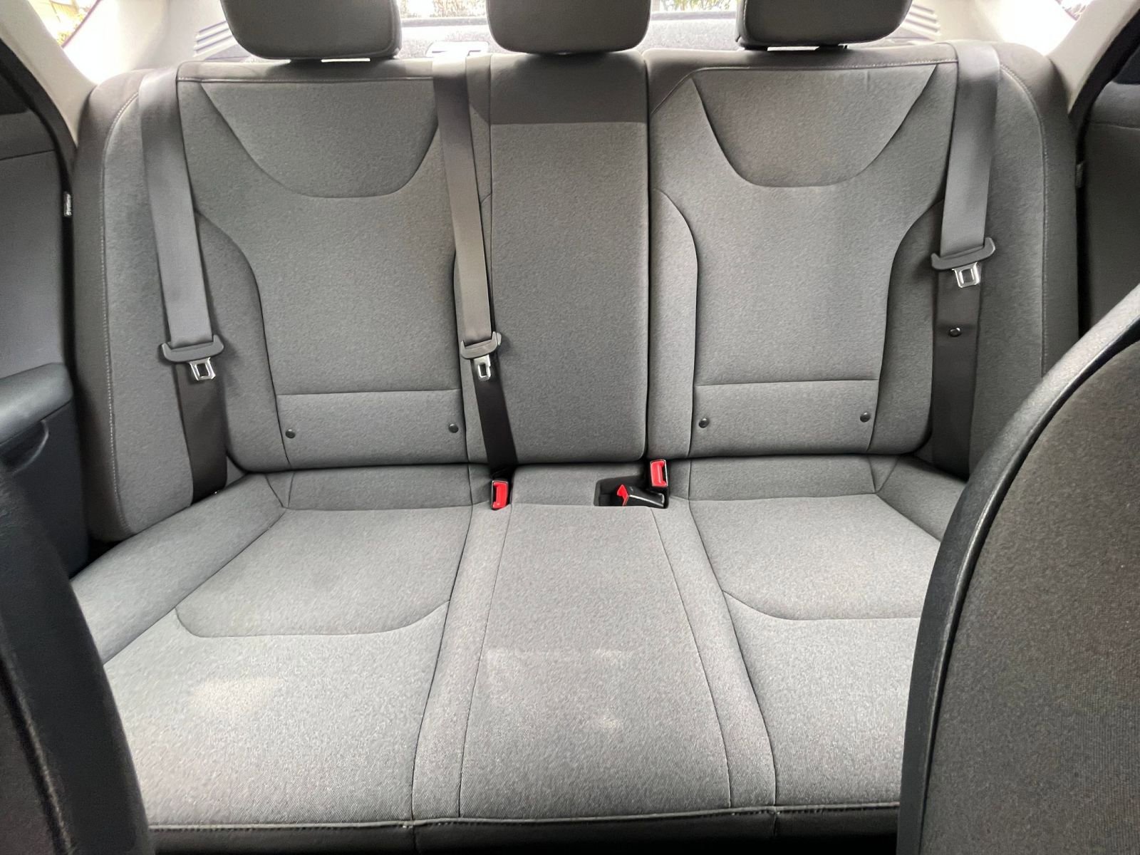 Used 2025 Kia K4 LXS image 37