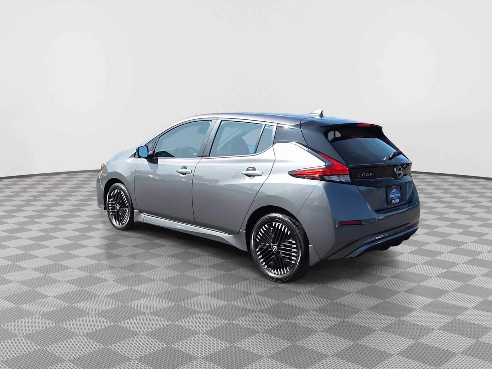 Used 2024 Nissan Leaf SV Plus FWD image 6