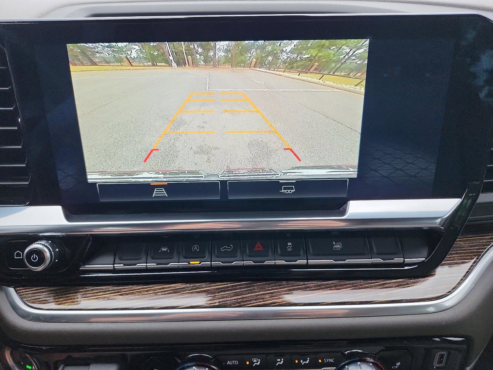 Used 2025 GMC Sierra 1500 SLE image 17