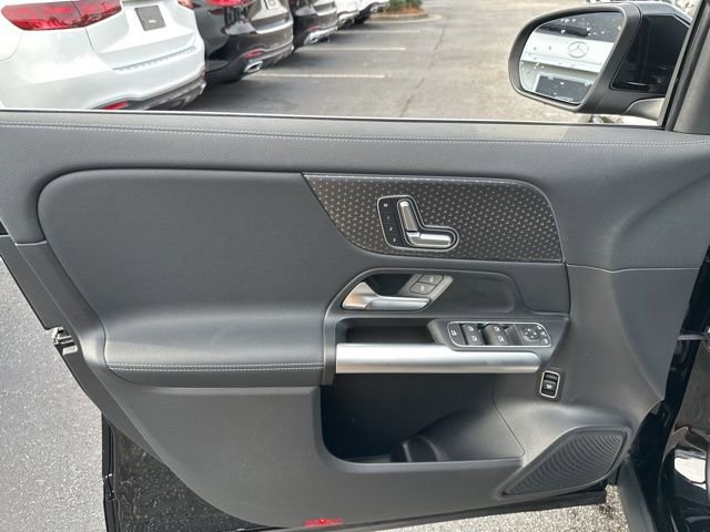 Certified 2025 Mercedes-Benz GLA 250 image 18