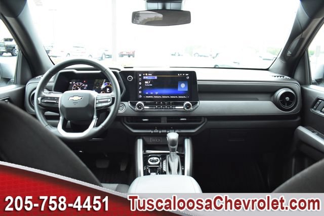 Used 2026 Chevrolet Colorado W/T w/ WT Custom Package AWD/4WD image 3