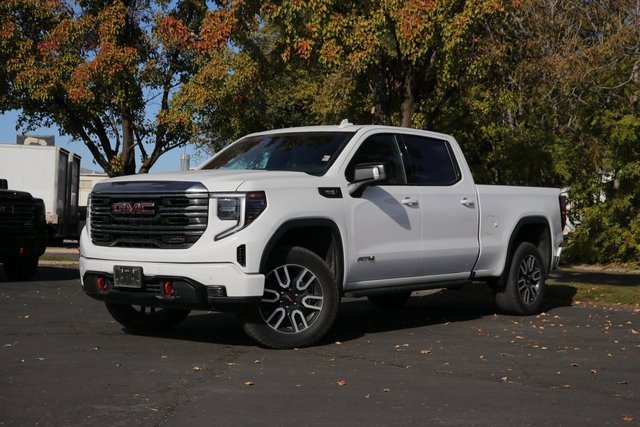 Used 2024 GMC Sierra 1500 AT4 w/ AT4 Premium Package