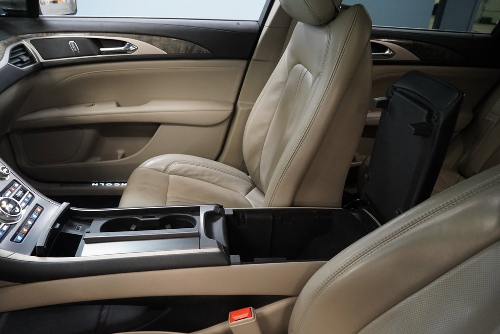 Used 2017 Lincoln MKZ Reserve w/ Climate Package image 10