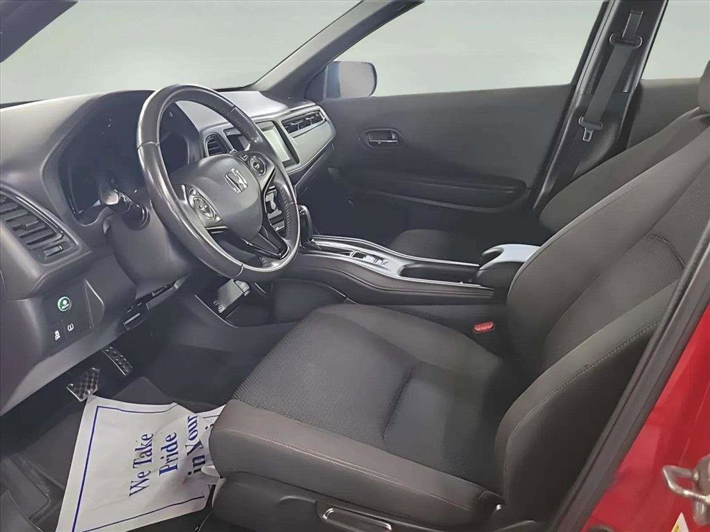 Used 2019 Honda HR-V Sport image 12