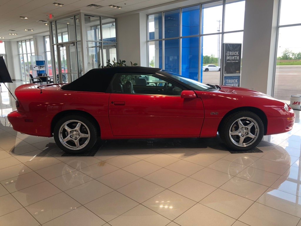 Used 1999 Chevrolet Camaro Z28 w/ SS Performance/Appearance Pkg image 4