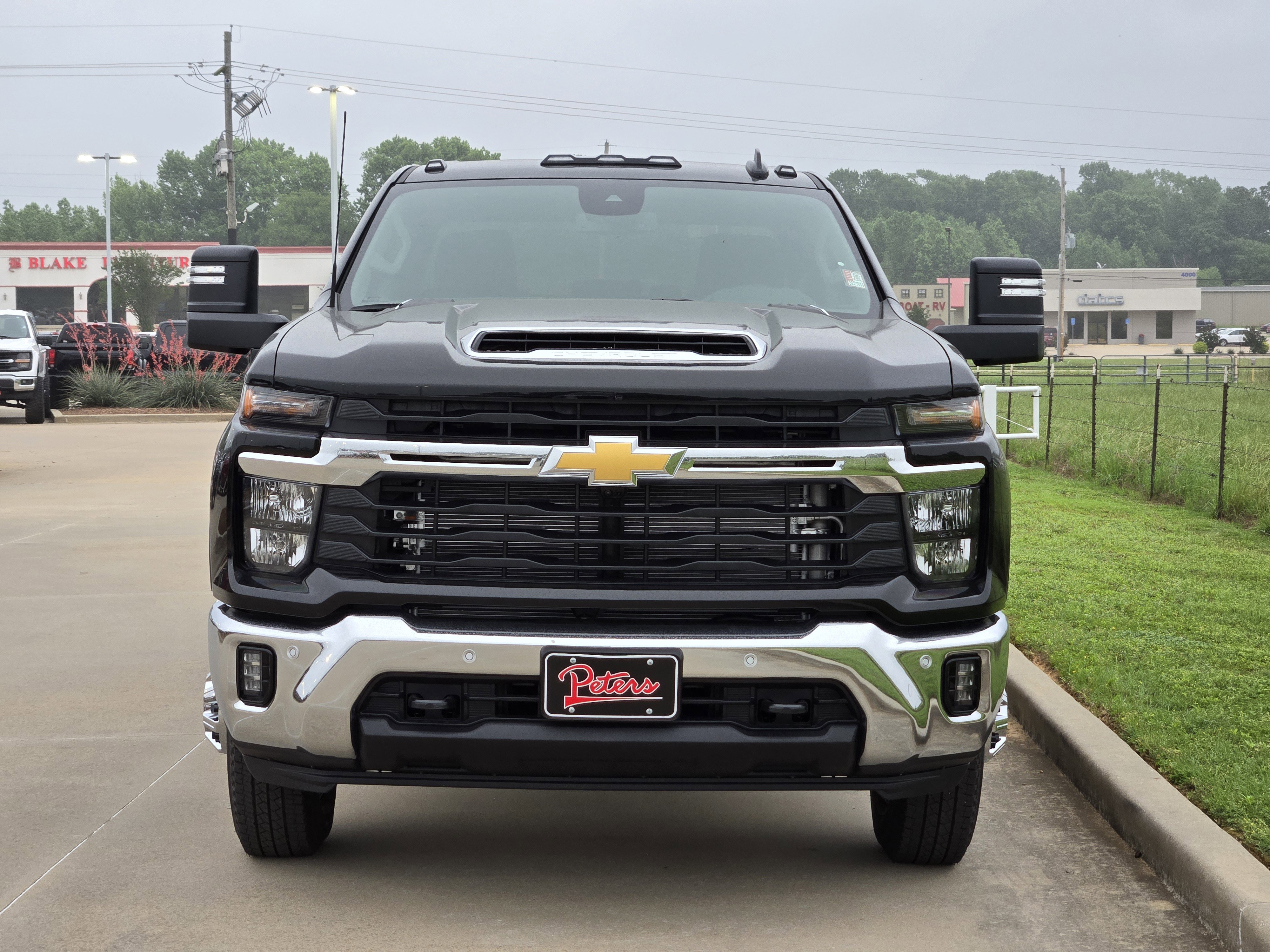 New 2026 Chevrolet Silverado 3500 LT w/ Safety Package AWD/4WD image 2