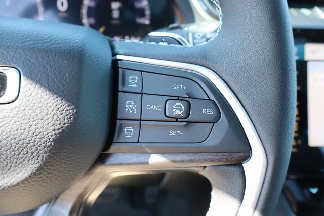 New 2026 Jeep Grand Cherokee Laredo image 14