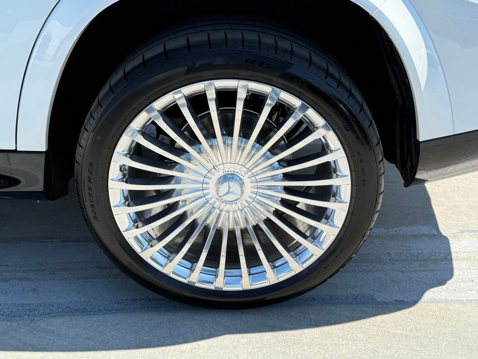 New 2026 Mercedes-Benz Maybach GLS 600 4MATIC image 14