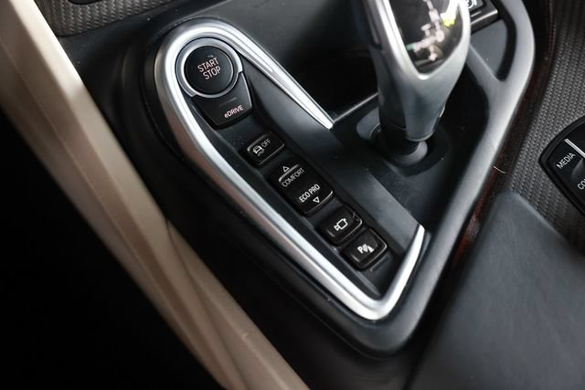 Used 2020 BMW i8 Coupe AWD/4WD image 42