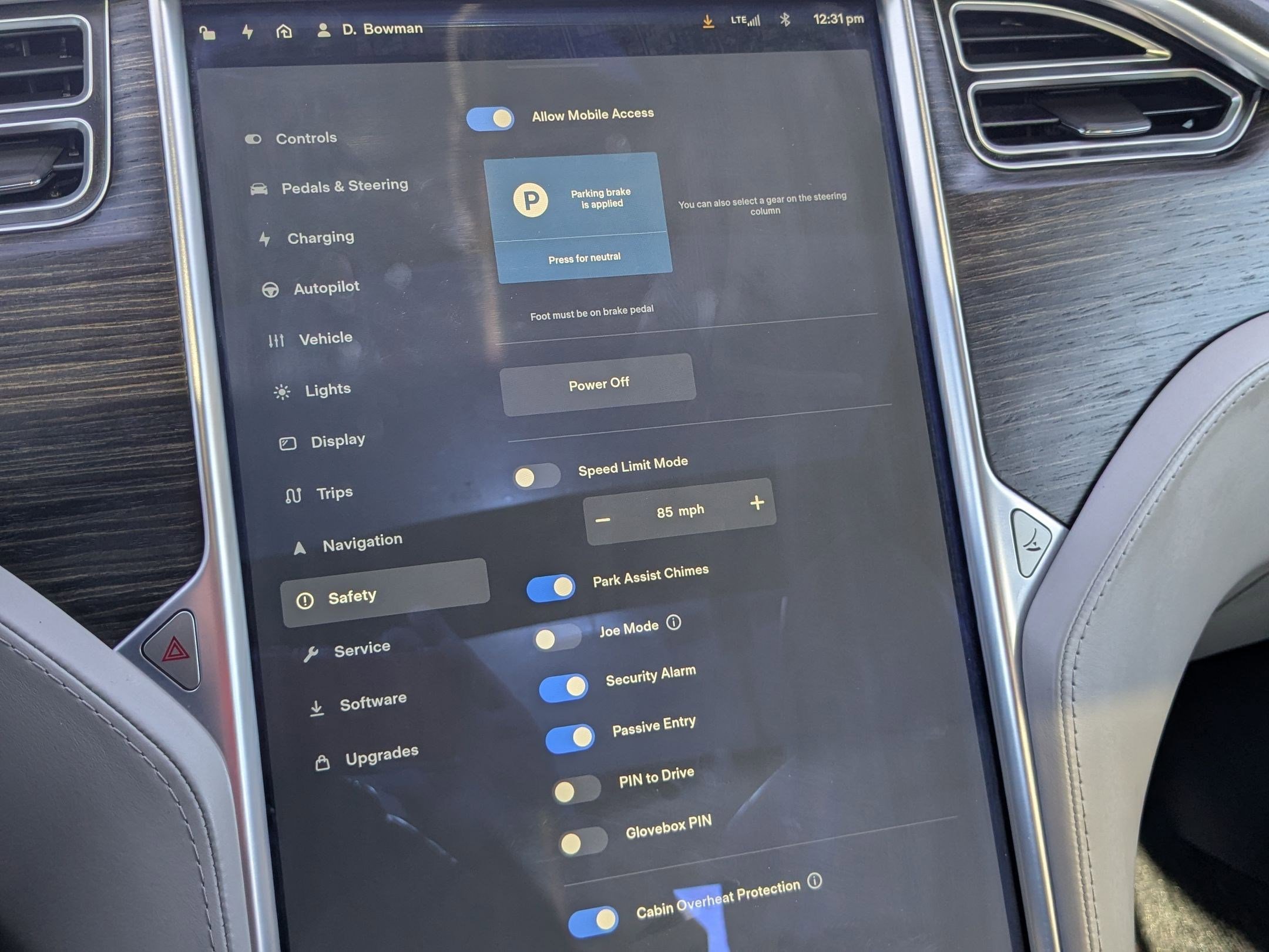 Used 2015 Tesla Model S 85D image 30