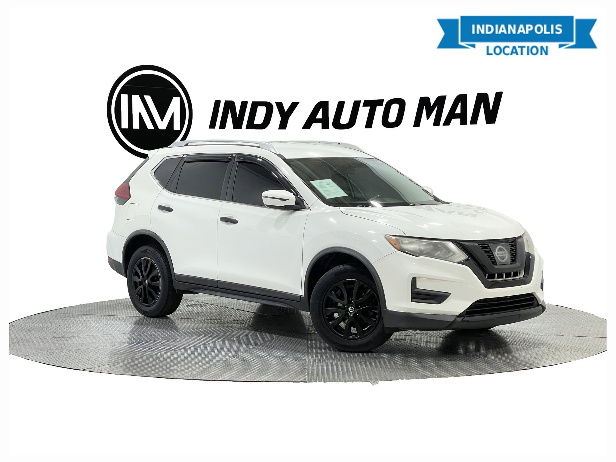 Used 2017 Nissan Rogue SV AWD/4WD image 1