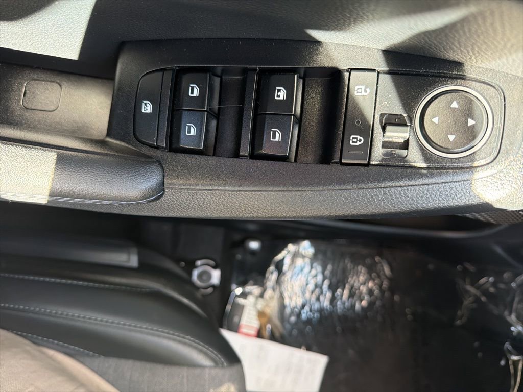 Certified 2023 Kia Seltos S image 21