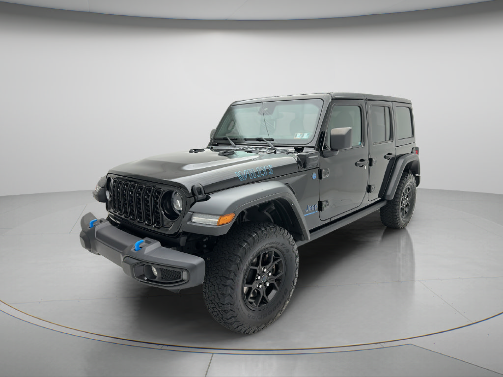 Used 2024 Jeep Wrangler Unlimited AWD/4WD image 3
