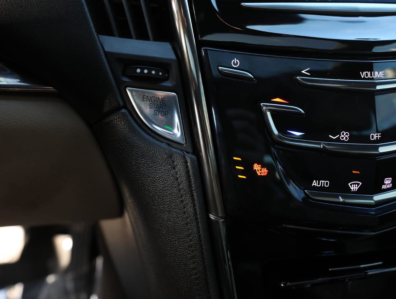 Used 2018 Cadillac ATS Luxury w/ Safety and Security Package image 18