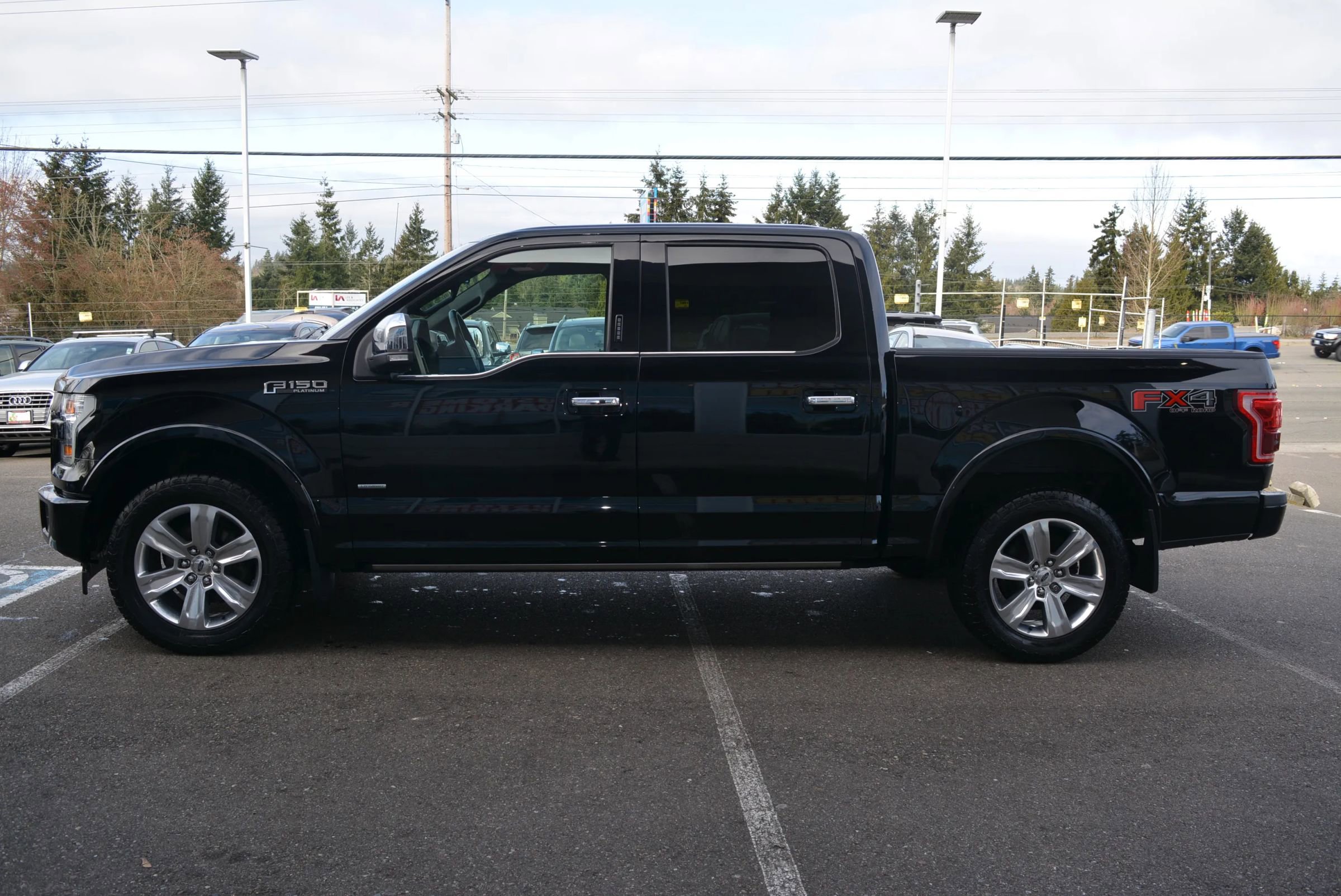 Used 2017 Ford F150 Platinum w/ Technology Package image 4
