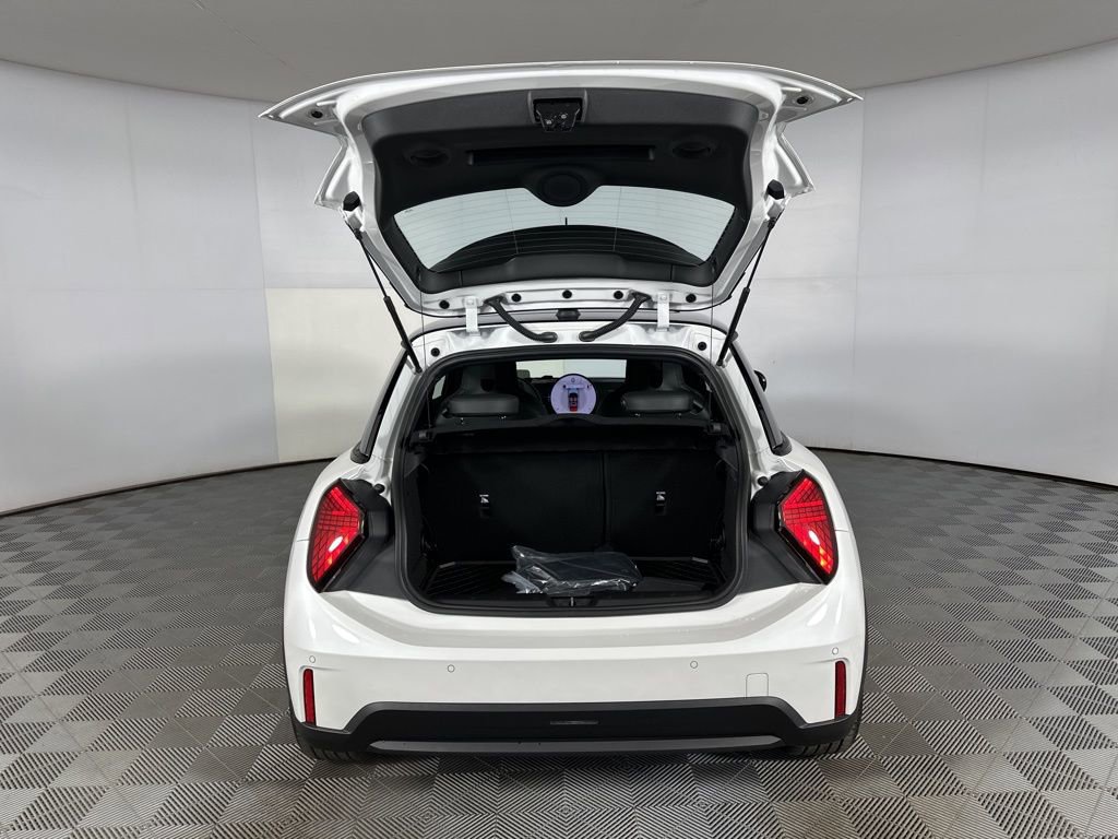 New 2026 MINI Cooper S image 21