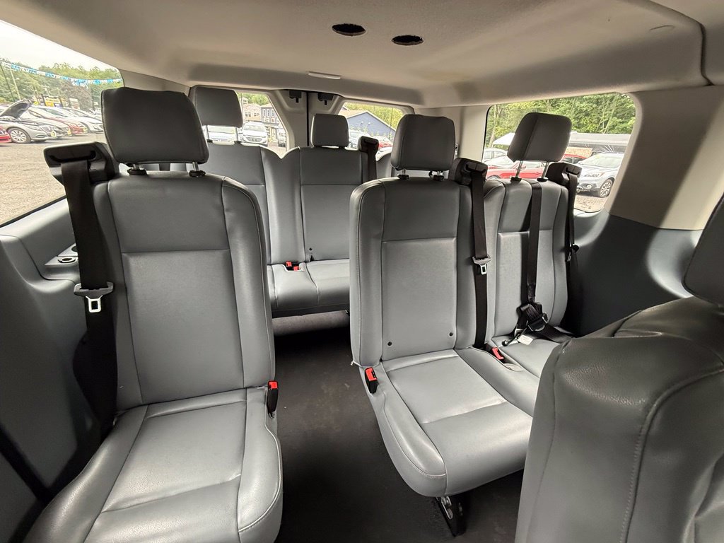 Used 2018 Ford Transit 150 XL RWD image 25