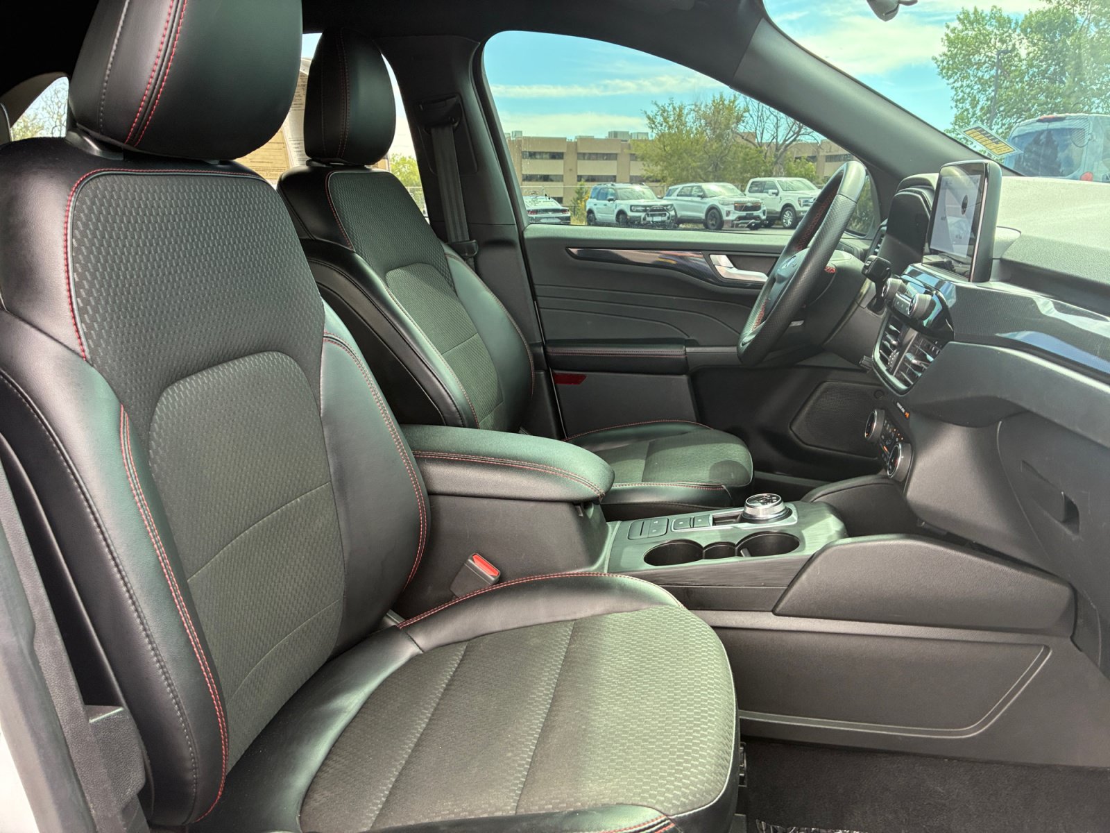Used 2023 Ford Escape ST-Line AWD/4WD image 19