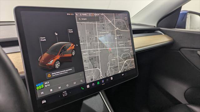 Used 2020 Tesla Model Y Long Range AWD/4WD image 27