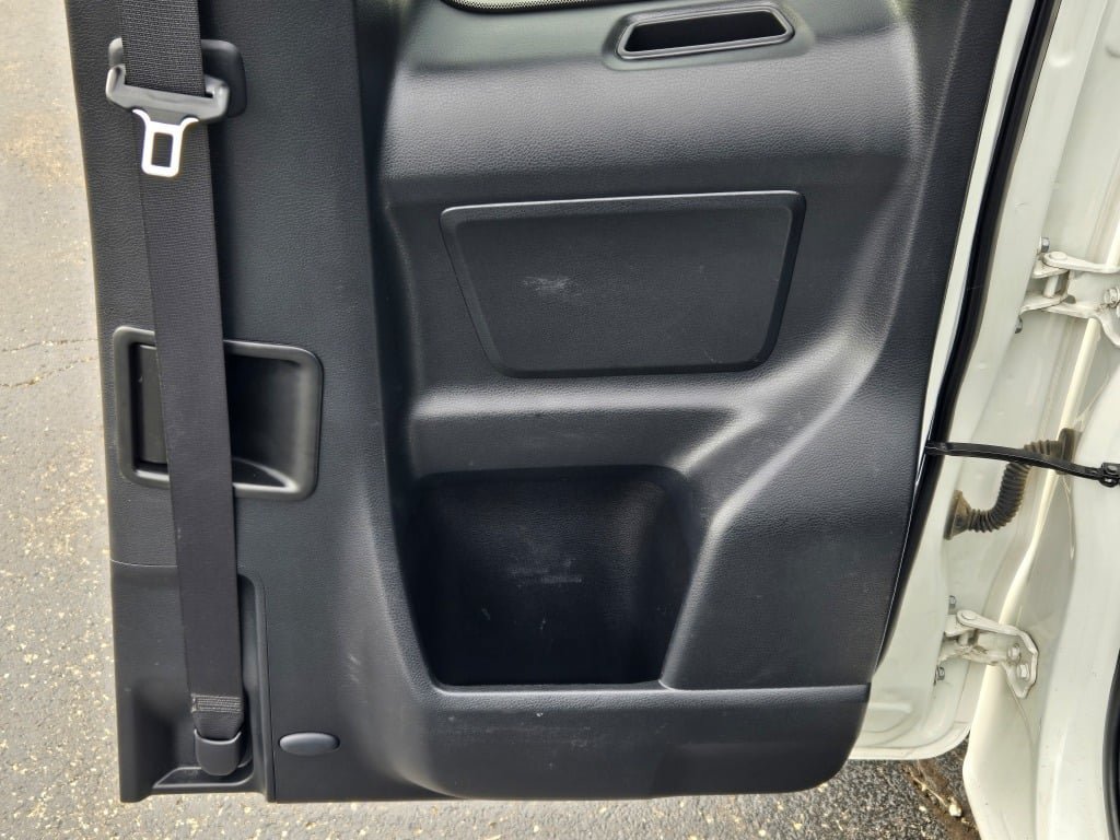 Used 2021 Toyota Tacoma SR RWD image 8