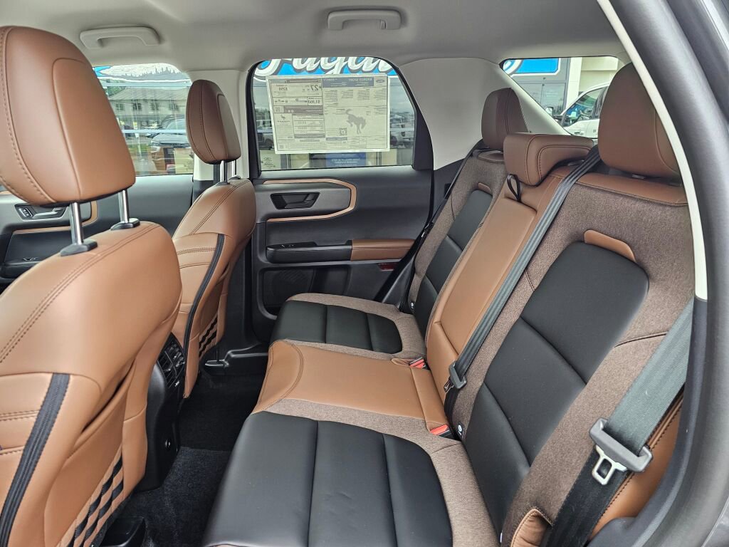 New 2025 Ford Bronco Sport Outer Banks image 8