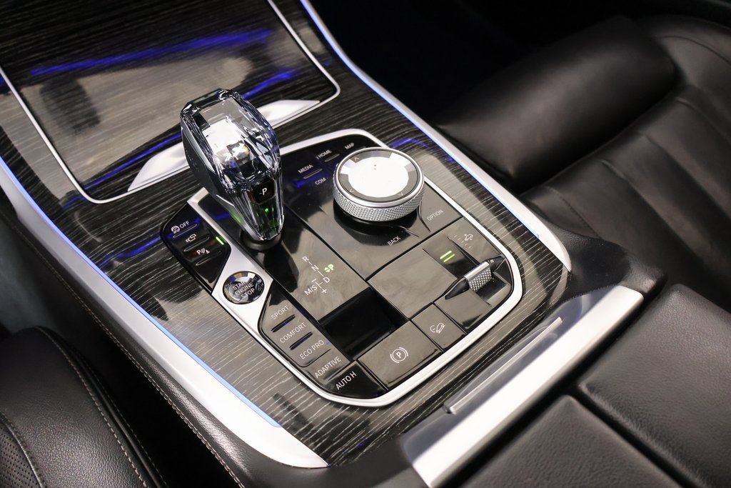 Used 2022 BMW X7 xDrive40i w/ M Sport Package image 10