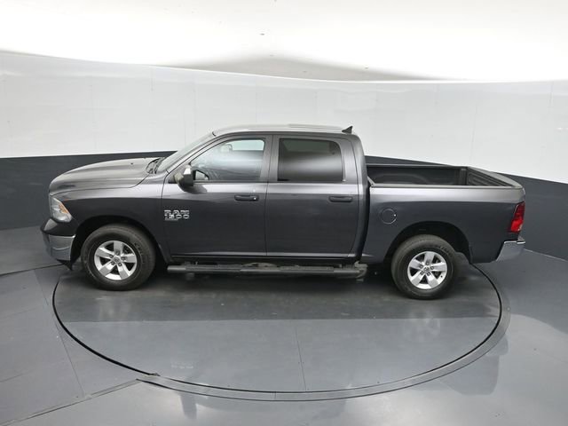 Used 2022 RAM 1500 Classic SLT w/ Electronics Group AWD/4WD image 33