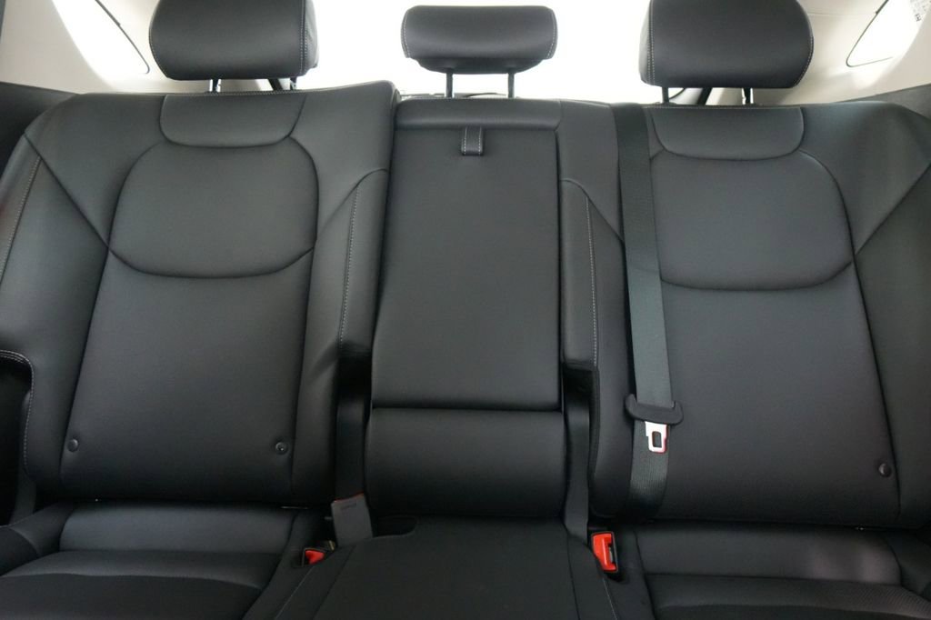 New 2026 Genesis GV70 2.5T image 28