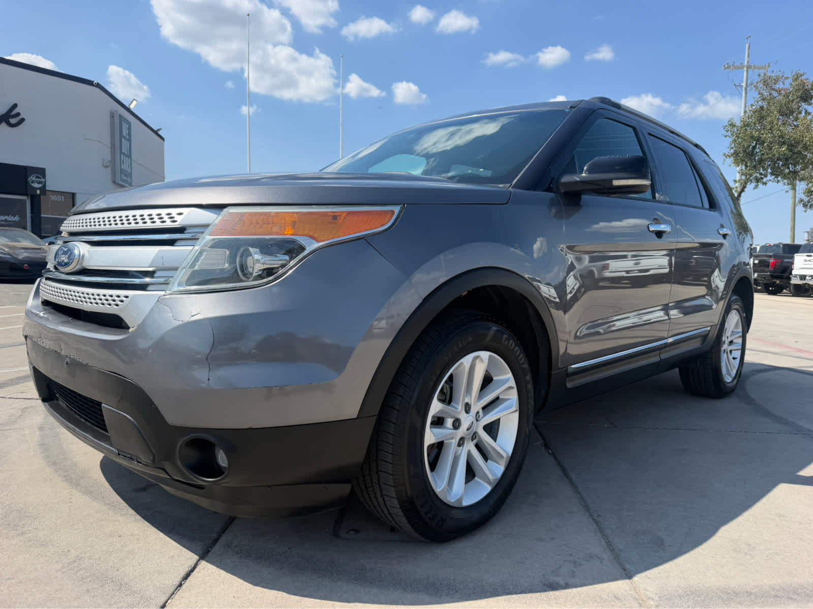 Used 2012 Ford Explorer XLT AWD/4WD image 7