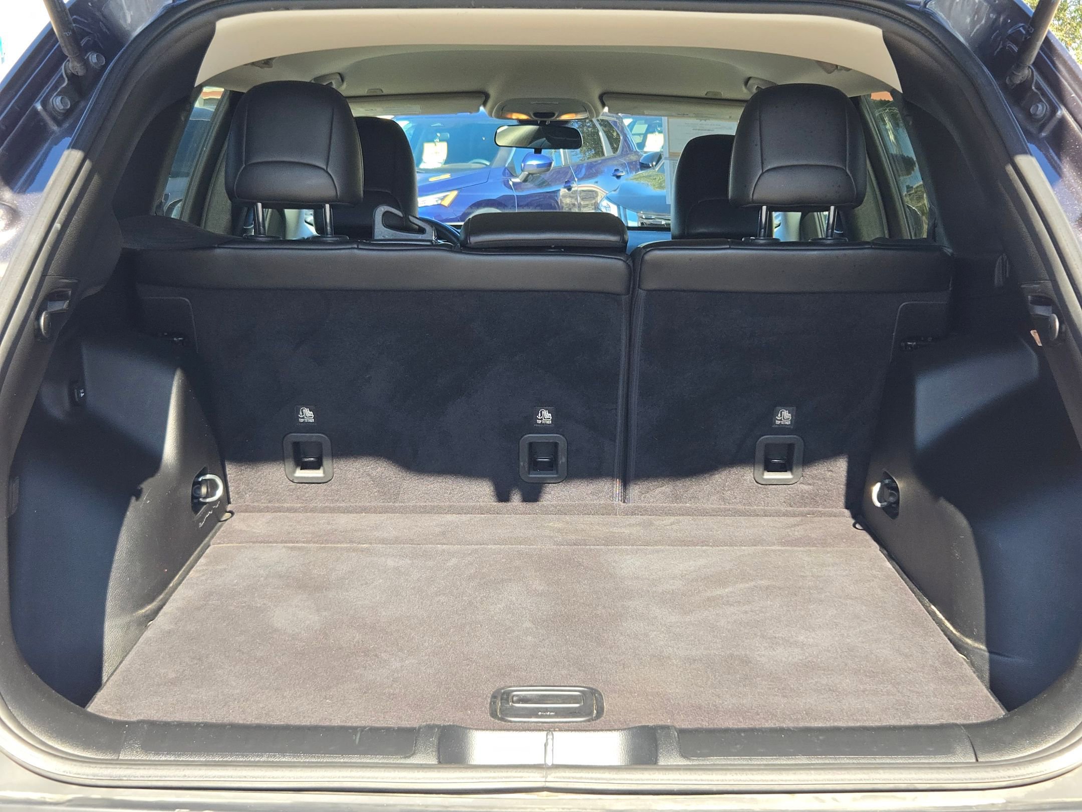 Used 2019 Jeep Cherokee Latitude Plus FWD image 25