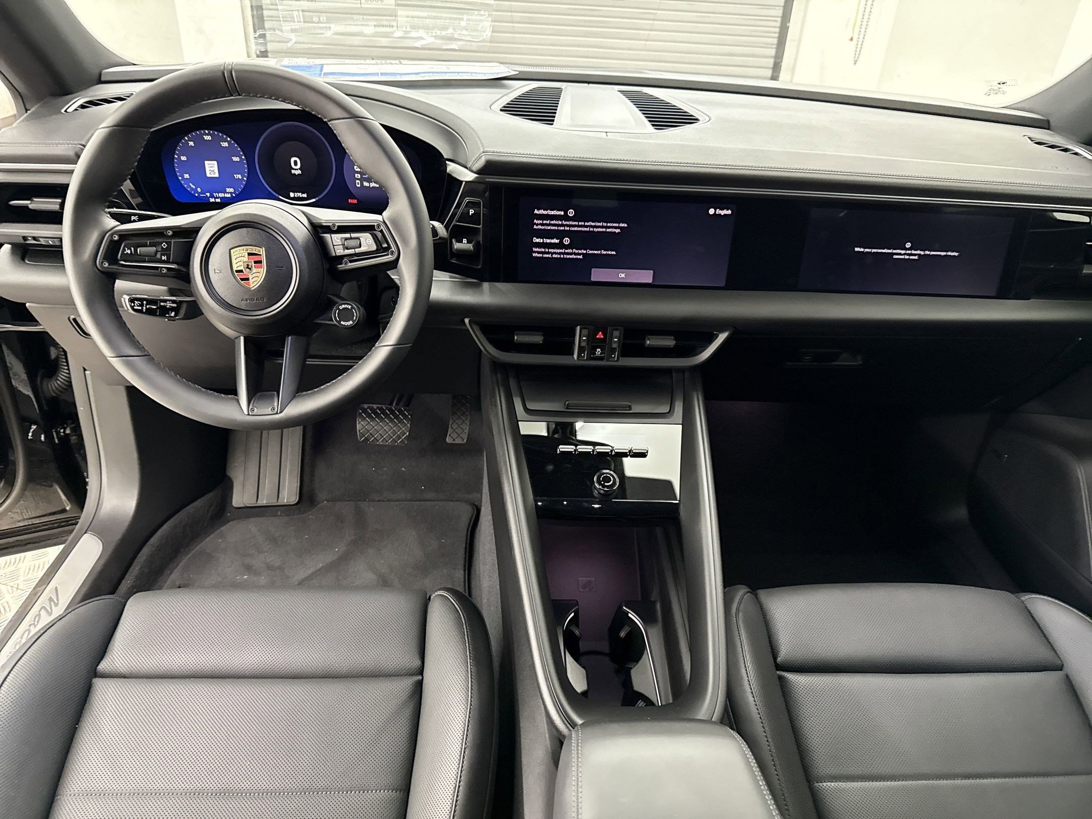 Used 2024 Porsche Macan 4 Electric image 15